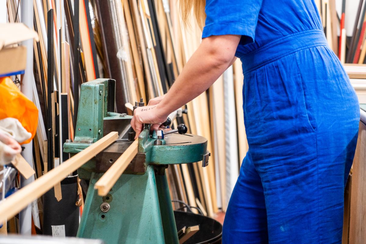 Close up of frame cutting machine 